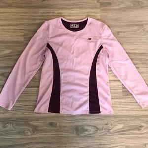 New Balance Women’s Long Sleeve Workout Top Medium